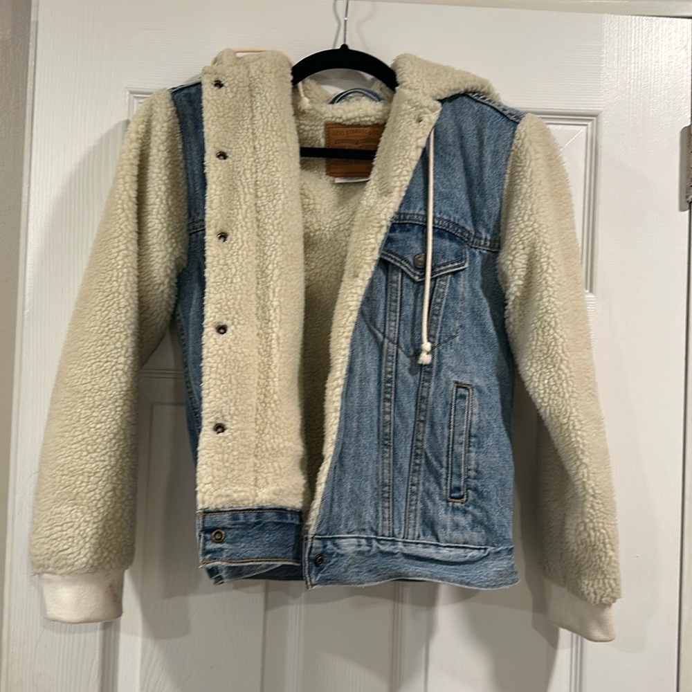 Levi’s sherpa/jean jacket